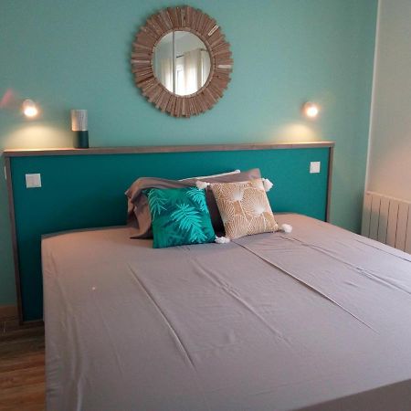 Les Palmiers - Vacation Home Saint-Xandre 外观 照片